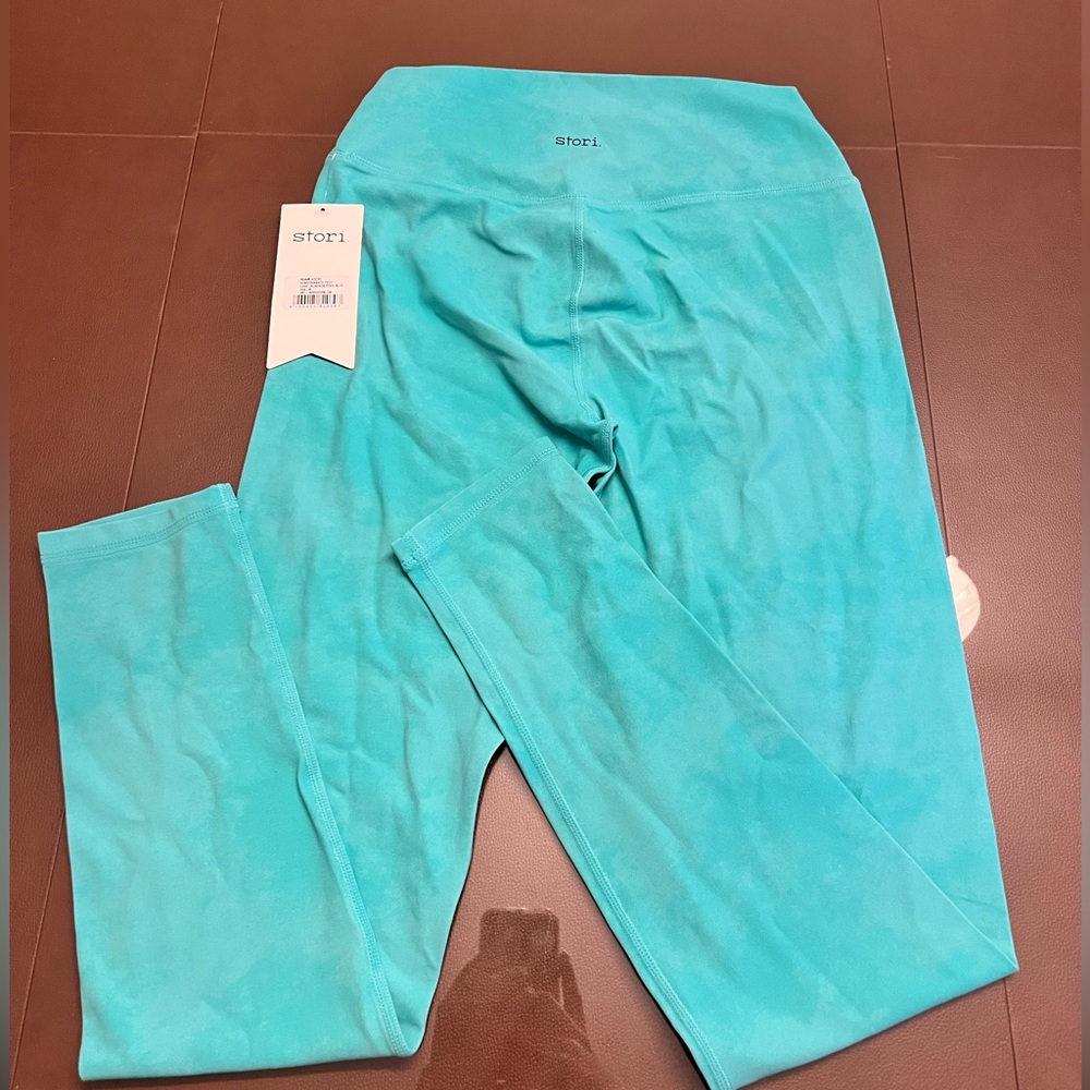 STORI Legging - Picture 2 of 3